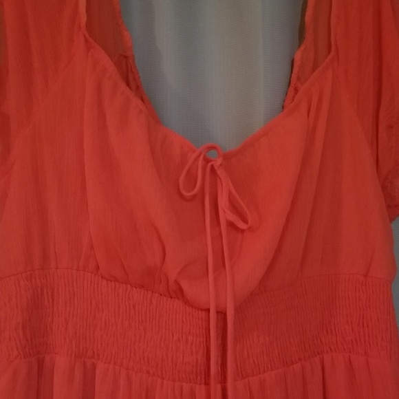 Dress - Picture 2 of 5